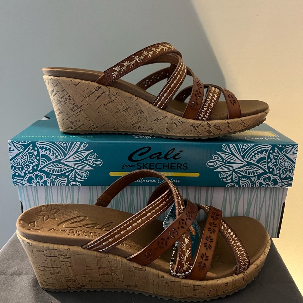 NWT Cali by Skechers Women’s Wedge Sandals;
Style: Tiger Posse; Sz 8; Vegan - Picture 6 of 13